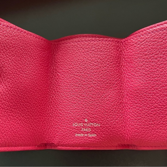 Louis Vuitton 2019 LV monogram lock mini wallet - Picture 3 of 6